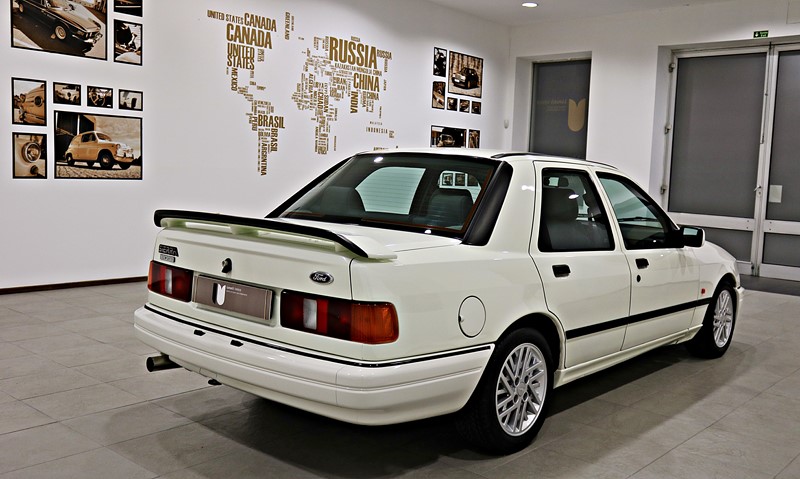 1988 Ford Sierra Cosworth 4door 38.000Kms